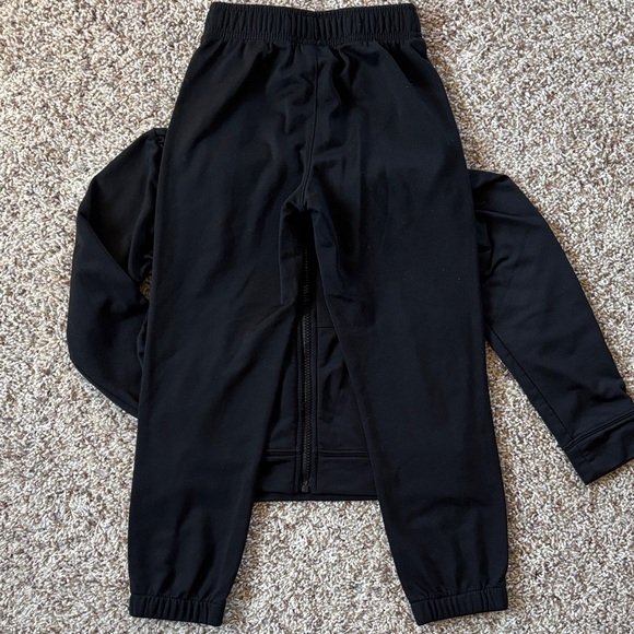 Nike Athletic Tracksuit - Picture 6 of 6